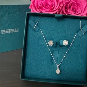 NEW💎 Effy Diamond Necklace & Earrings! NWT💎
